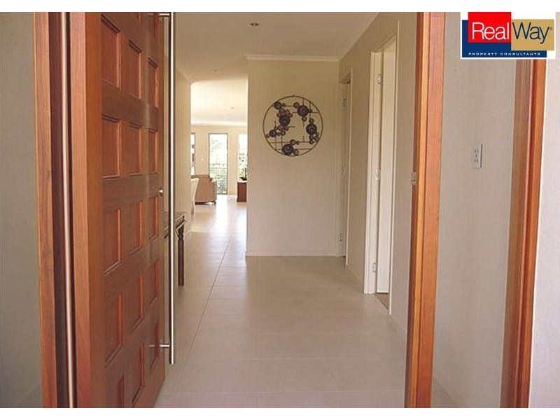 17 Harmony Avenue, Urraween QLD 4655