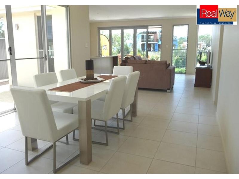 17 Harmony Avenue, Urraween QLD 4655