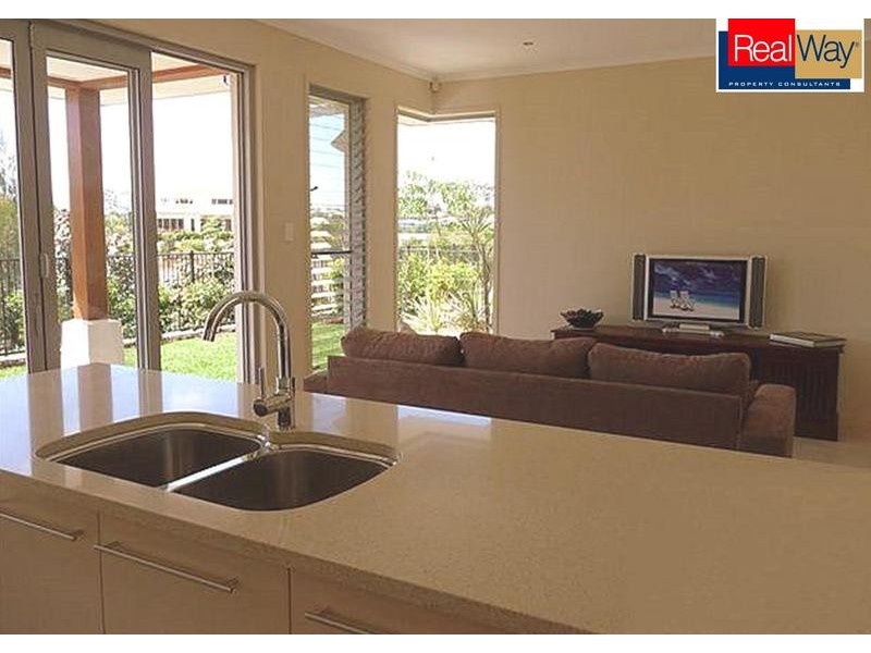 17 Harmony Avenue, Urraween QLD 4655