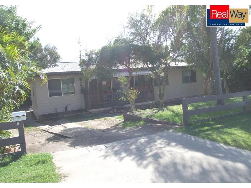 39 John Street, Scarness QLD 4655