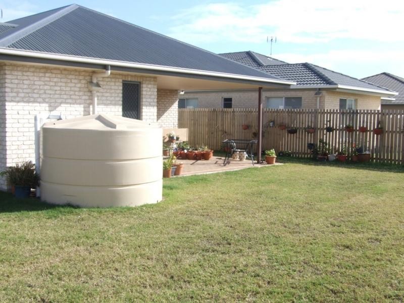 2 Lancaster Court, Urraween QLD 4655