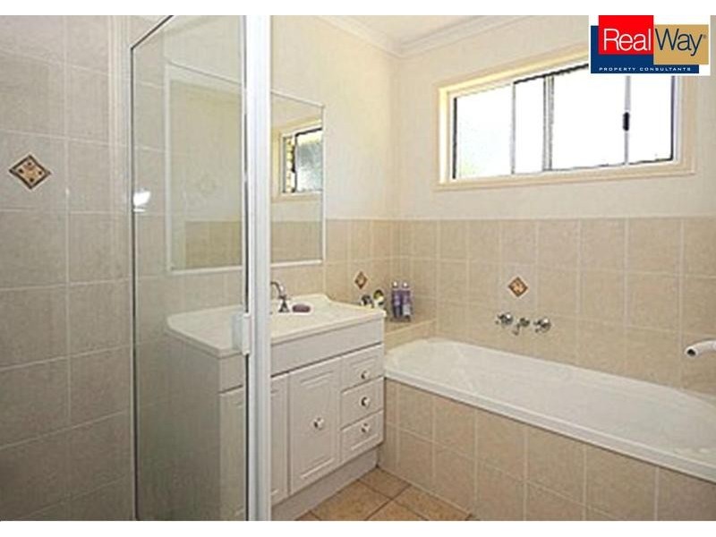 302 Boat Harbour Drive, Scarness QLD 4655