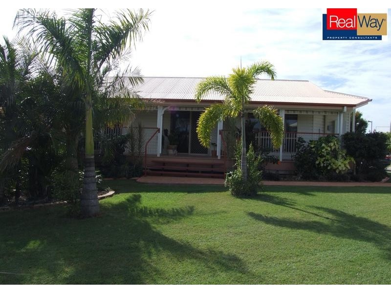 334/ 7 Golden Shores, Bay Drive, Pialba QLD 4655