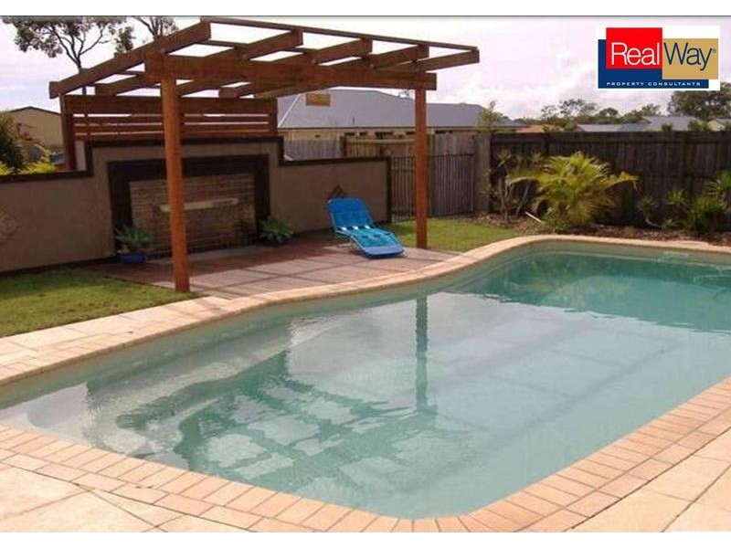 154 Kingston Close, Wondunna QLD 4655