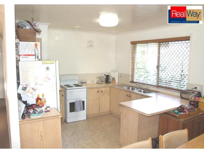 47 Tavistock St, Torquay QLD 4655