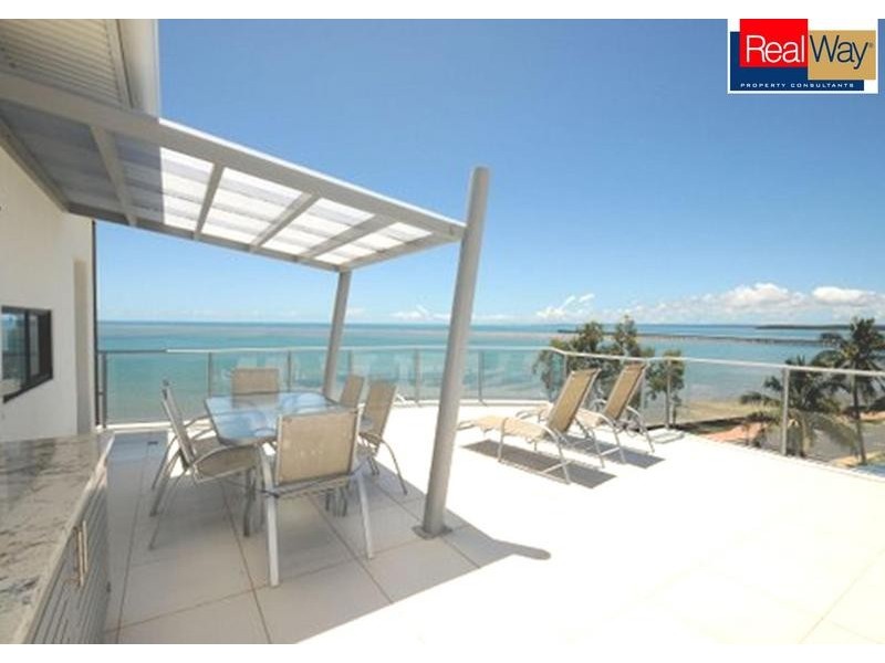 Urangan QLD 4655
