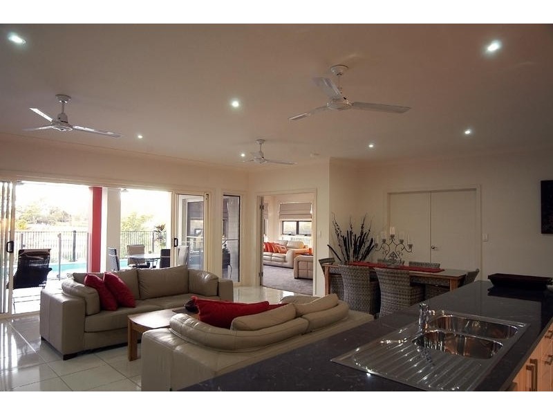 23 Harmony Avenue, Urraween QLD 4655