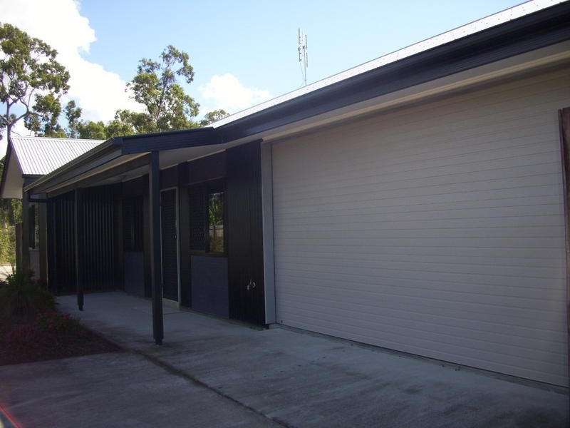 213 B Pulgul Street, Urangan QLD 4655