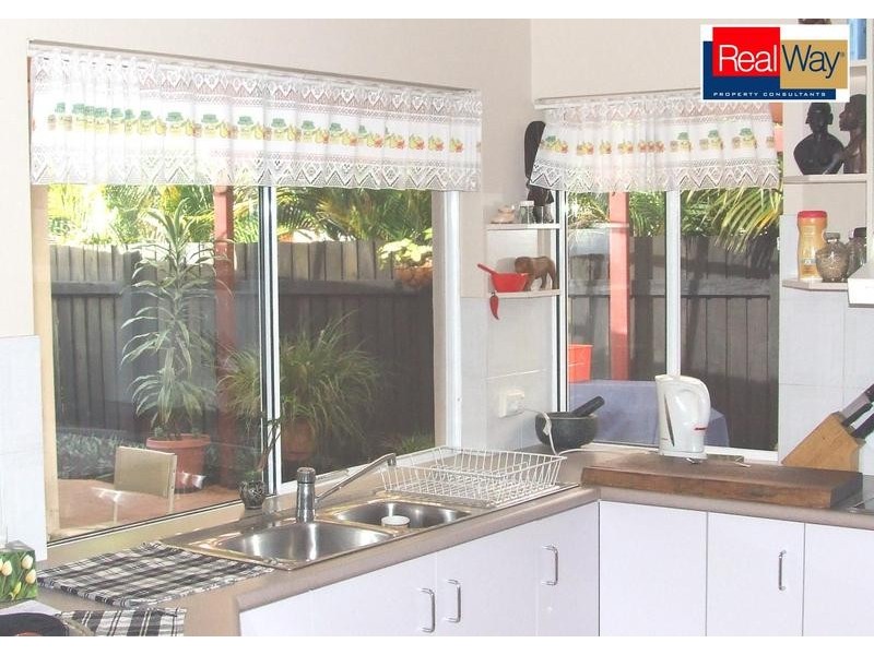 20 Mackay Drive, Kawungan QLD 4655