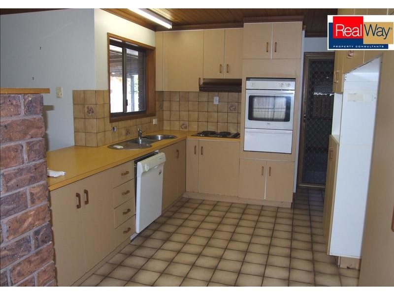 126 Tooth Street, Pialba QLD 4655