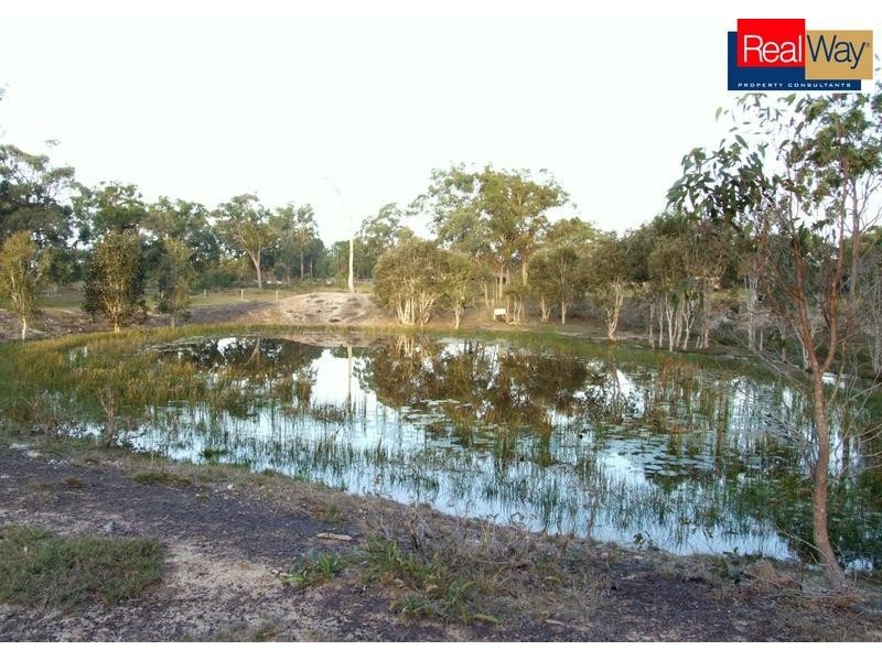 252 Booral Road, Nikenbah QLD 4655