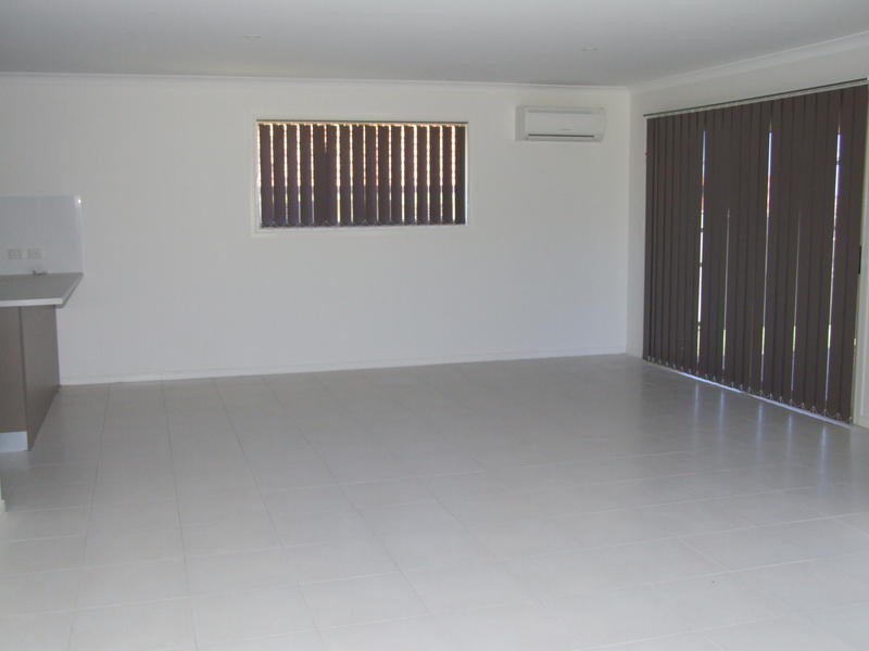 2 Parame Court, Nikenbah QLD 4655