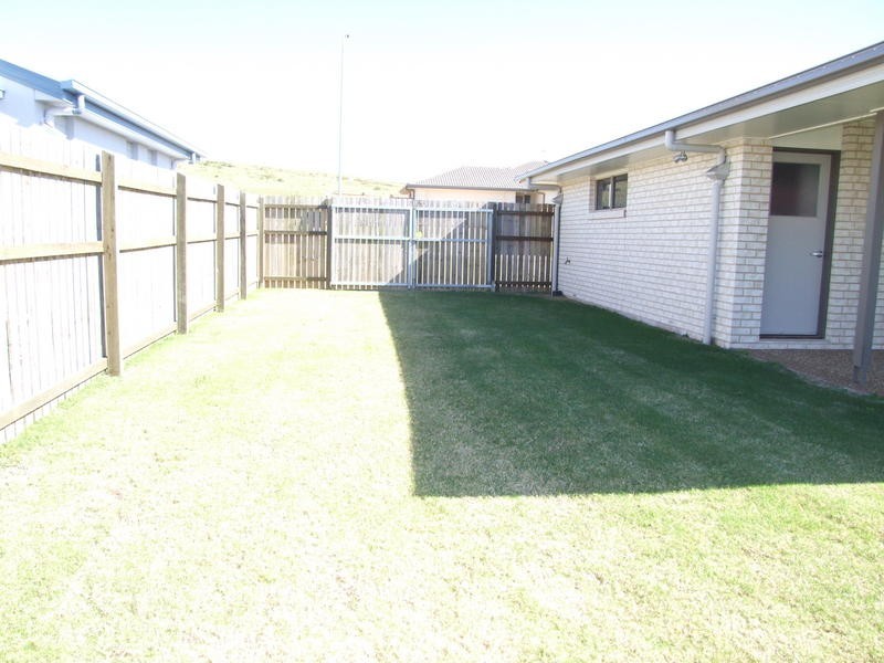 2 Parame Court, Nikenbah QLD 4655