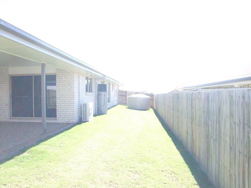 2 Parame Court, Nikenbah QLD 4655