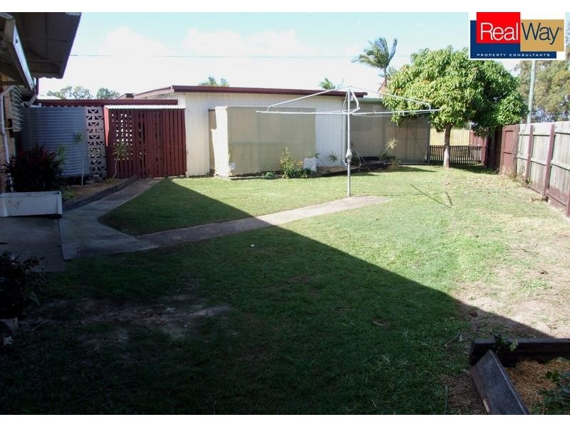 77 Spence Street, Point Vernon QLD 4655