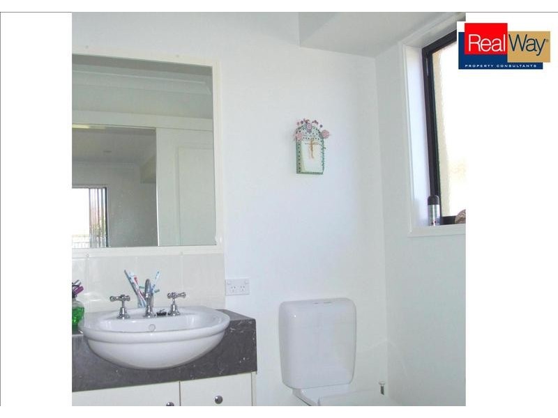 4 Rochester Court, Urraween QLD 4655