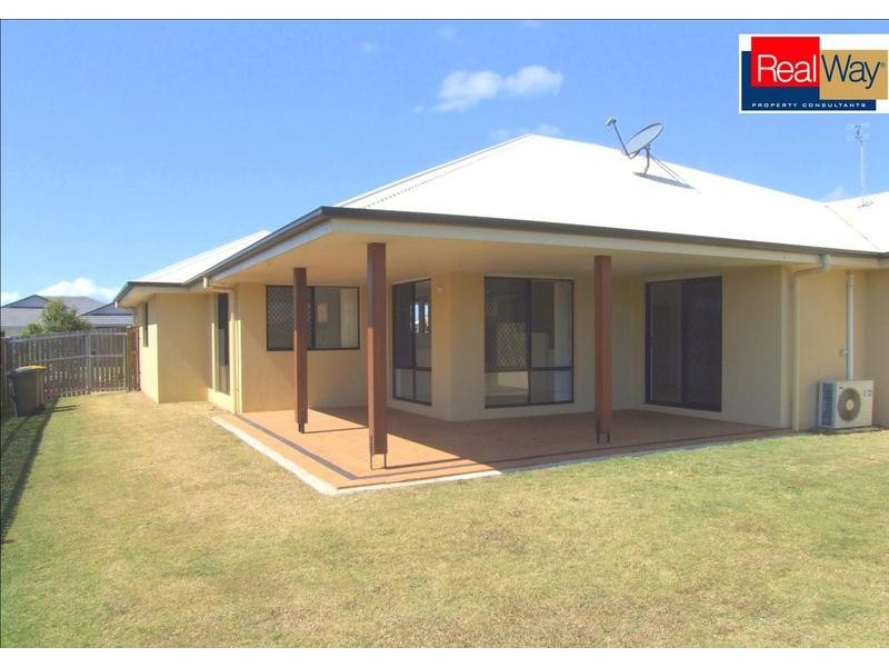 4 Rochester Court, Urraween QLD 4655
