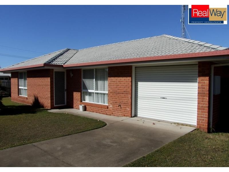 77 Exeter Street, Torquay QLD 4655