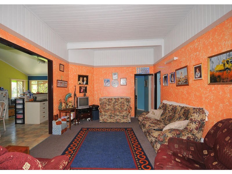 Sunshine Acres QLD 4655