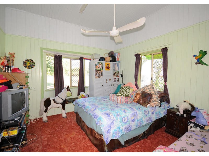 Sunshine Acres QLD 4655