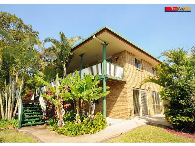179 Pulgul Street, Urangan QLD 4655