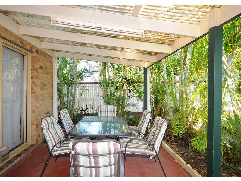 179 Pulgul Street, Urangan QLD 4655