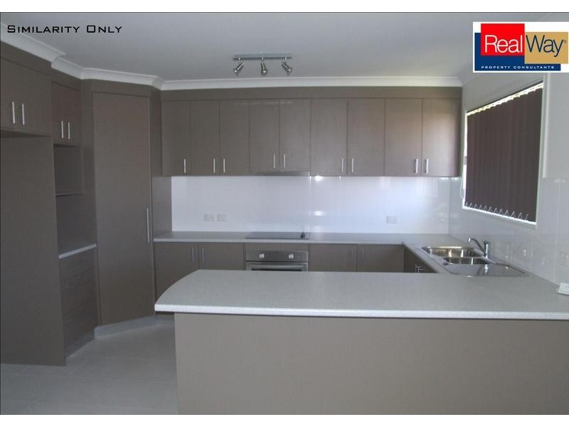 13 Mia Court, Kawungan QLD 4655