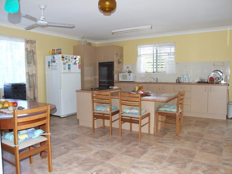 17 Mckean Road, Scarness QLD 4655