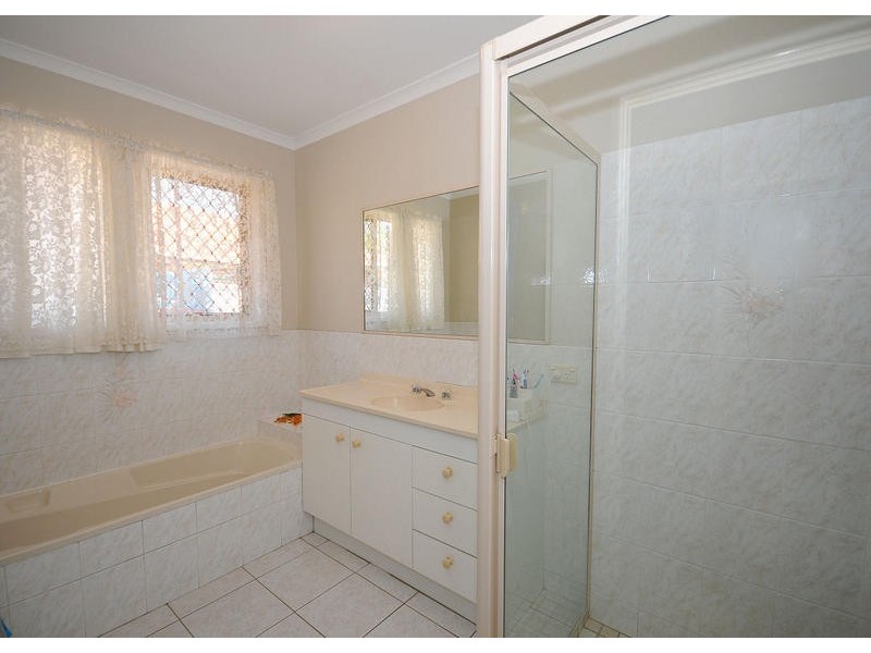 52 Snapper Street, Kawungan QLD 4655