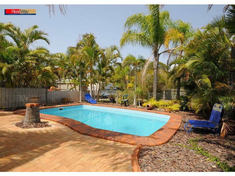 67 Ladbroke Court, Urangan QLD 4655