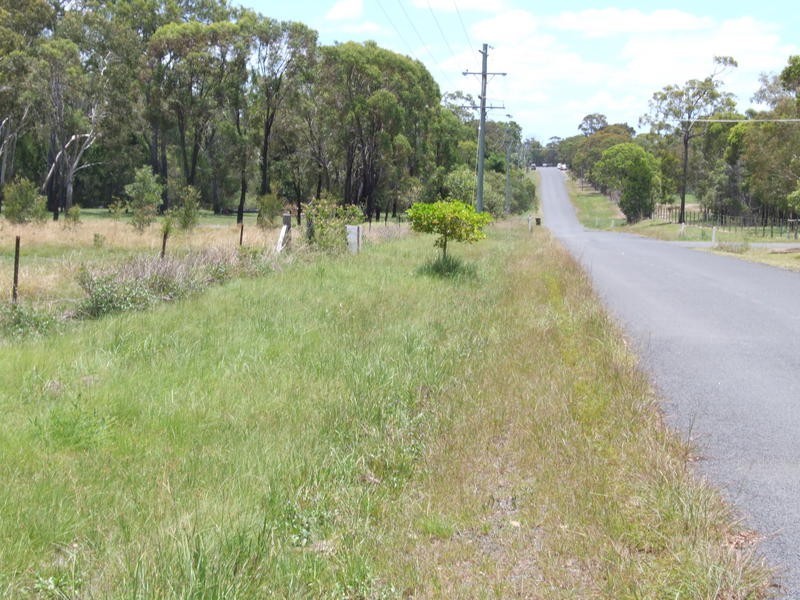 15 Beck Rd, Urangan QLD 4655