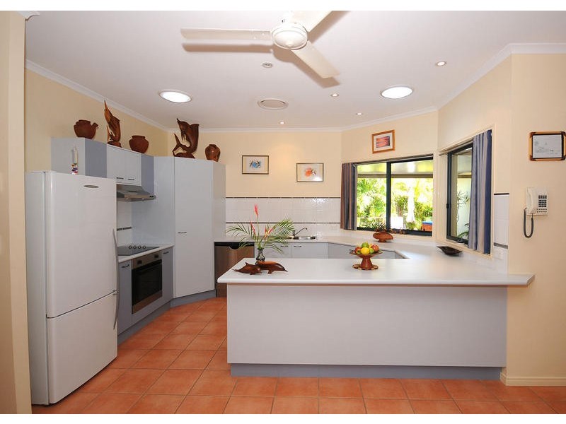 Lot 93 Seachange Lifestyle Resort, Seagull Crt, 34 Elizab, Urangan QLD 4655