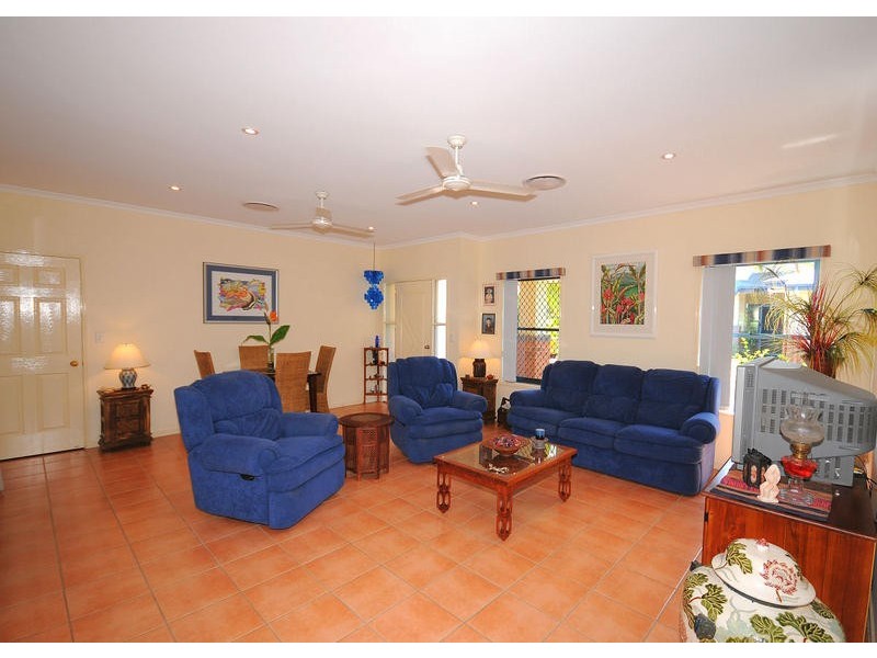 Lot 93 Seachange Lifestyle Resort, Seagull Crt, 34 Elizab, Urangan QLD 4655