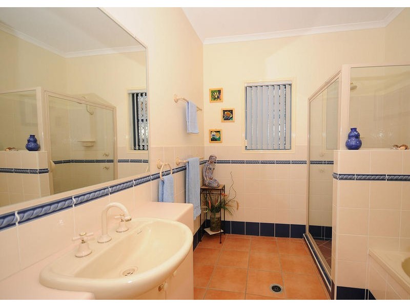 Lot 93 Seachange Lifestyle Resort, Seagull Crt, 34 Elizab, Urangan QLD 4655