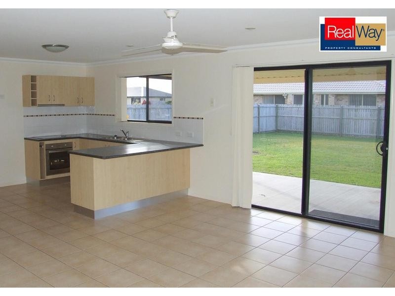 7 Isis Court, Eli Waters QLD 4655