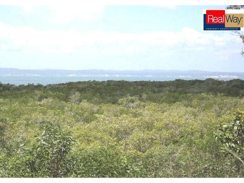 1 Shore Road East, Booral QLD 4655