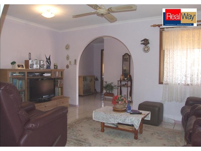 305 Boat Harbour Drive, Scarness QLD 4655