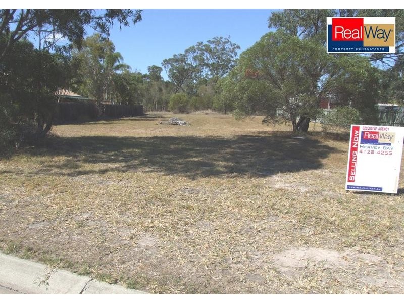 65 Ladbroke Court, Urangan QLD 4655