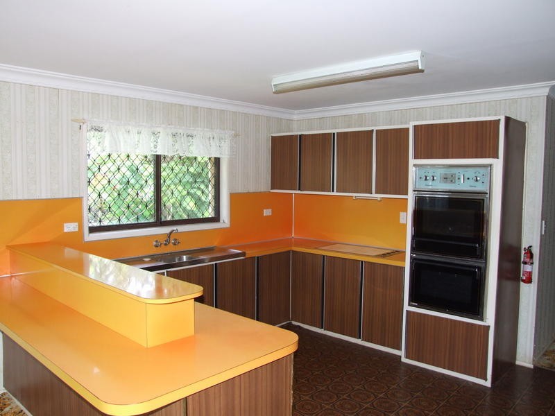 9 Campbell Street, Torquay QLD 4655