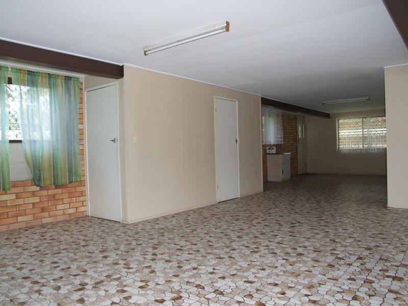 9 Campbell Street, Torquay QLD 4655