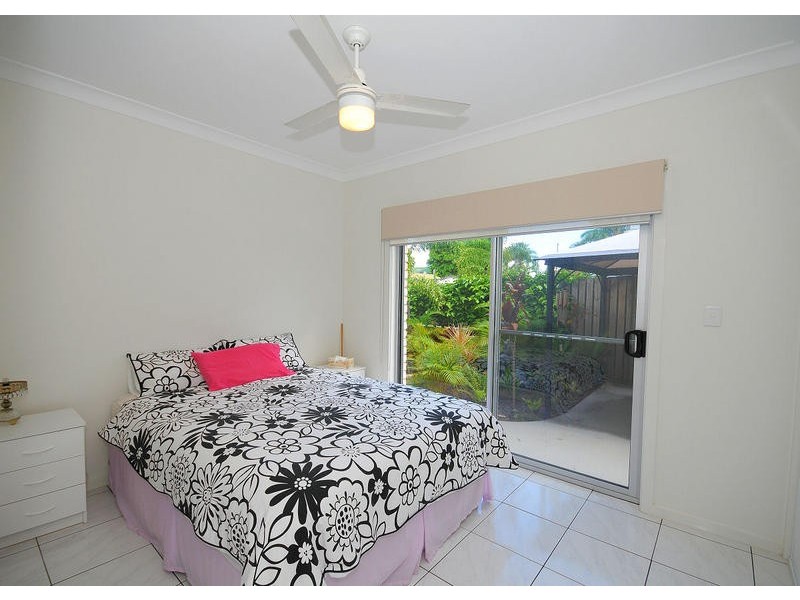 8/ 201 Torquay Tce, Torquay QLD 4655