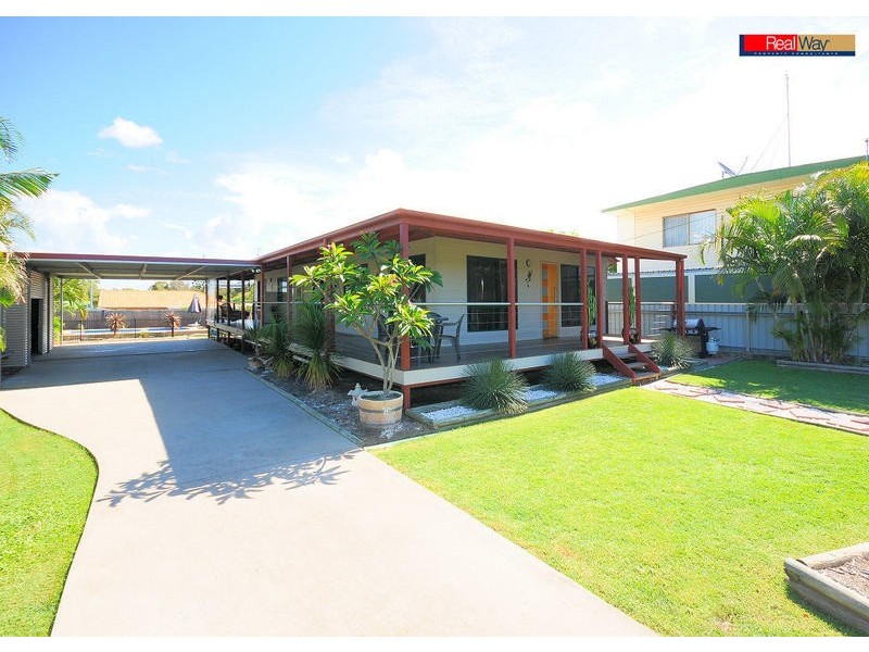8 Mylne Court, Torquay QLD 4655