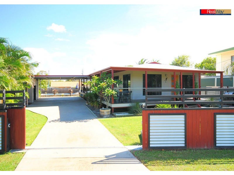 8 Mylne Court, Torquay QLD 4655