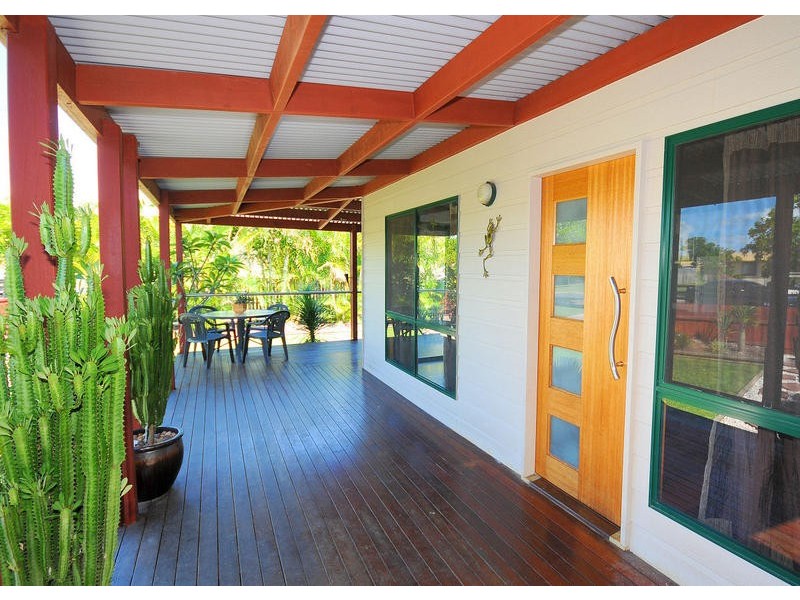 8 Mylne Court, Torquay QLD 4655