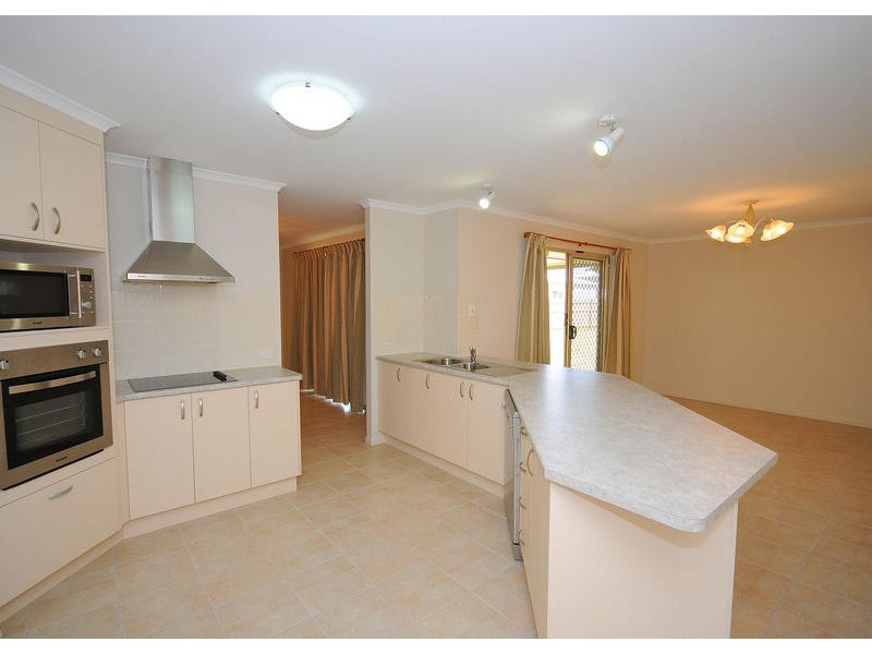 110 Exeter Street, Torquay QLD 4655