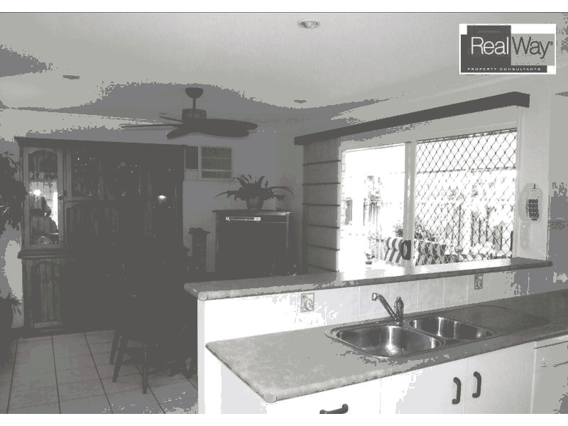 7 Brooke Court, Torquay QLD 4655