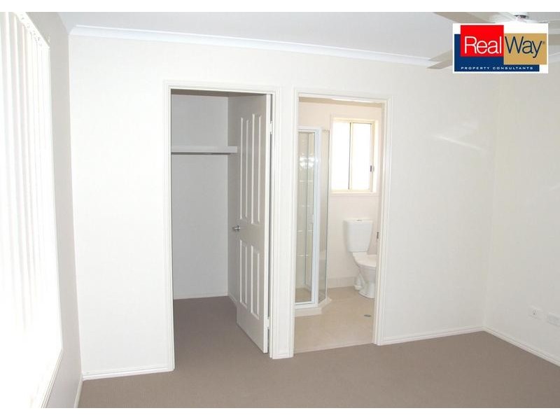 Eli Waters QLD 4655