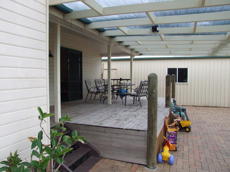49 Ladbroke Crescent, Urangan QLD 4655