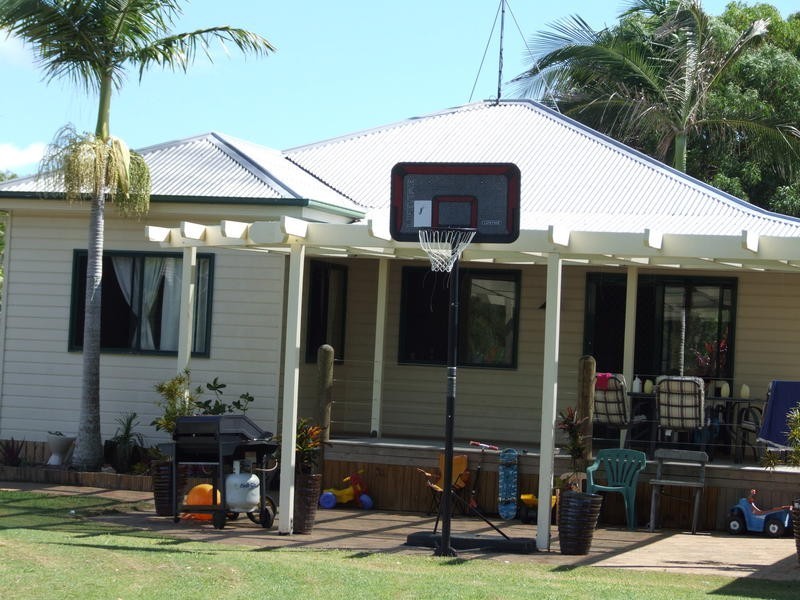 49 Ladbroke Crescent, Urangan QLD 4655