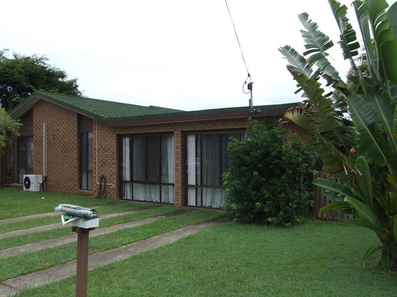 6 Wonga St, Scarness QLD 4655